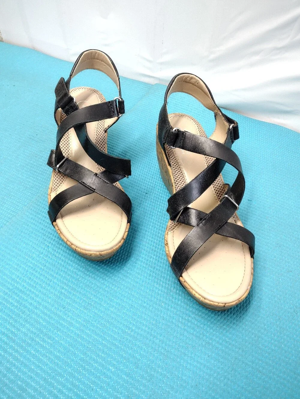 Easy Spirit Strappy Wedge Leather Sandals Black Size 9